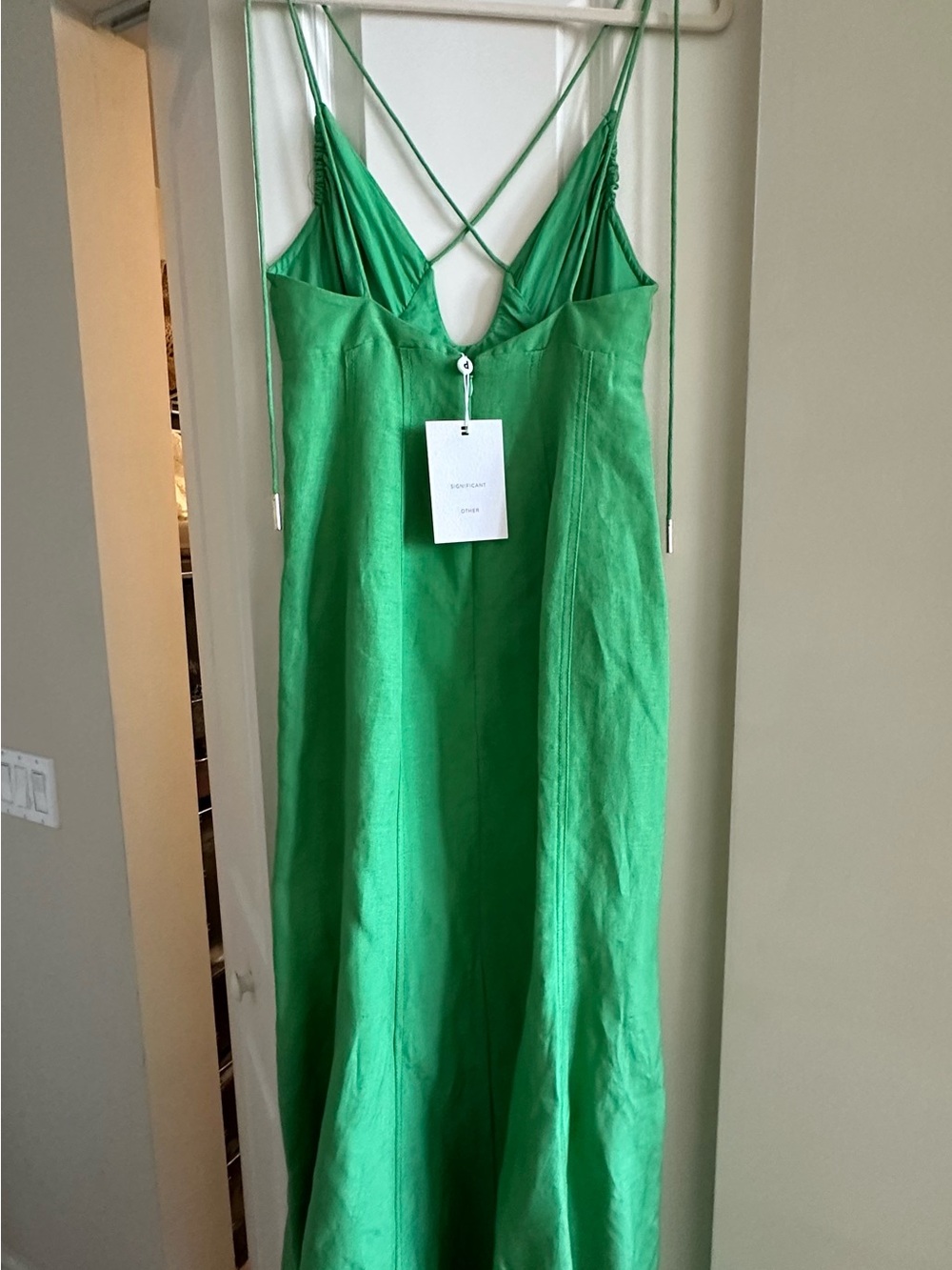 Green Spaghetti-Strap Maxi Dress with Keyhole Neckline - Picture 3 of 7